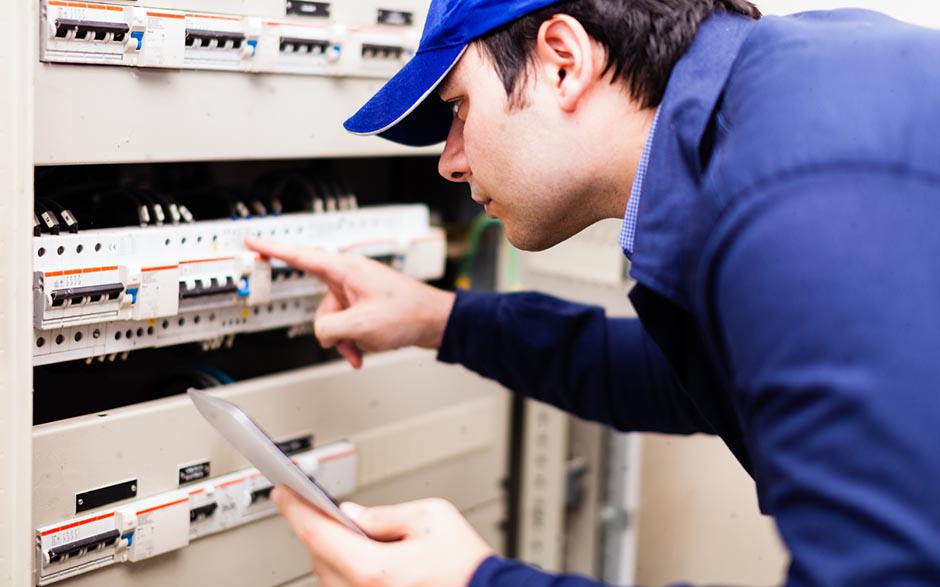 besoin d'un électricien Cergy